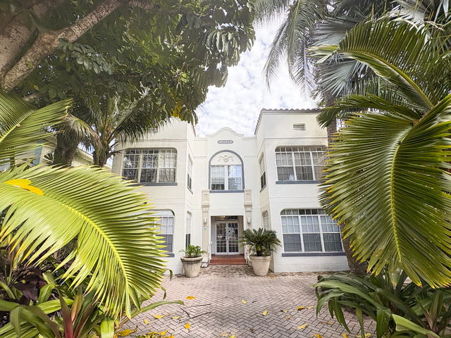 Arvilla Condo photo 3